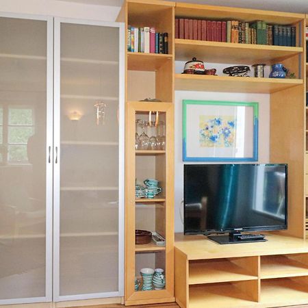 Ferienwohnung Mit Seeblick Aldrans Exteriör bild